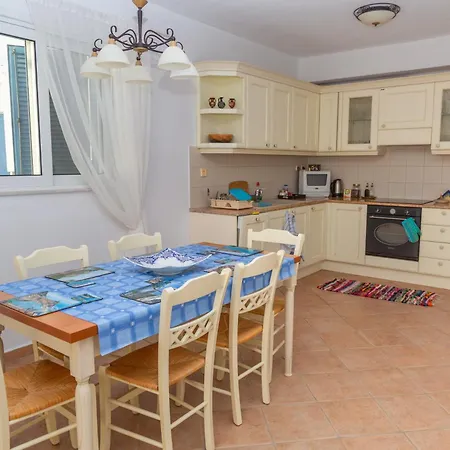 Waterfront Bliss In Diakofti, Kythira 2 Bedroom Апартаменты *