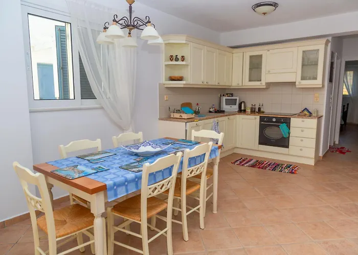 Waterfront Bliss In Diakofti, Kythira 2 Bedroom Apartment *
